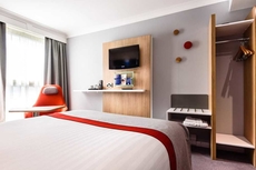 Holiday Inn Express Portsmouth - Gunwharf Quays, an IHG Hotel