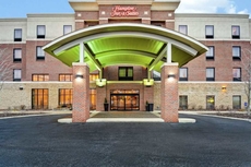 Hampton Inn & Suites Detroit-Canton