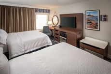 Hampton Inn Long Island / Commack