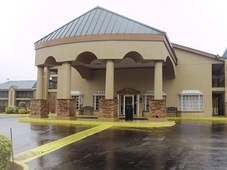 Rodeway Inn & Suites