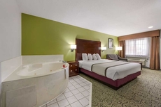 SureStay Hotel by Best Western Deer Park