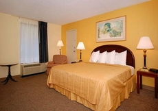 Econo Lodge  Inn & Suites Carrollton