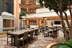 Embassy Suites Omaha-La Vista/Hotel & Conference Center