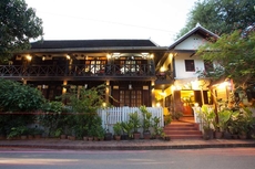 Ban Lakkham River View