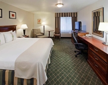 Holiday Inn Redding, an IHG Hotel