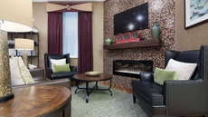 BEST WESTERN Plus Des Moines West Inn & Suites