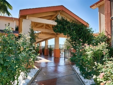 Best Western Antelope Inn & Suites