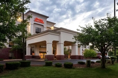 Hampton Inn & Suites Manchester-Bedford