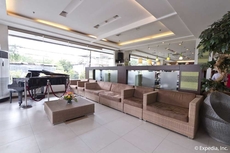 Alpa City Suites