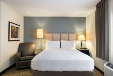 Sonesta Simply Suites Hampton