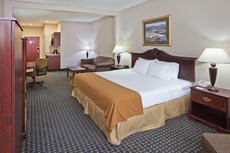 Holiday Inn Express & Suites Midwest City