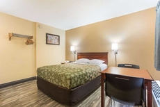 Econo Lodge St Robert