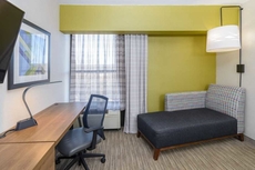 Holiday Inn Express Southington, an IHG Hotel