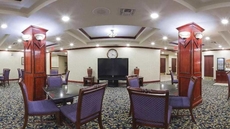 Holiday Inn Express & Suites Pampa, an IHG Hotel