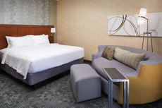 Courtyard by Marriott Detroit Dearborn