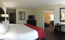 Holiday Inn Hotel & Suites Charleston West an IHG Hotel