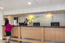 Holiday Inn & Suites Parsippany Fairfield, an IHG Hotel