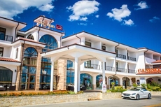 Palace Marina Dinevi Hotel