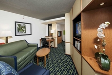 Fairfield Inn & Suites by Marriott Brunswick Freeport