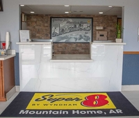 Super 8 by Wyndham Mountain Home