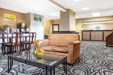 Days Inn by Wyndham College Park