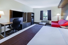 Super 8 by Wyndham Ambassador Bridge Windsor