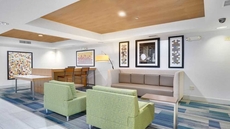 Holiday Inn Express & Suites Portland, an IHG Hotel