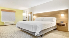 Holiday Inn Express & Suites Portland, an IHG Hotel