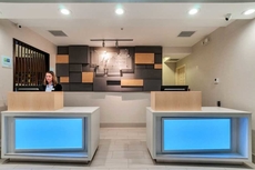 Holiday Inn Express & Suites, Lake Elsinore, an IHG Hotel