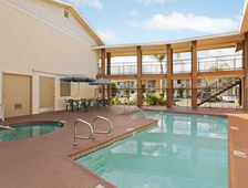 Days Inn & Suites by Wyndham San Diego SDSU