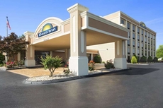 Days Inn by Wyndham Rome Downtown