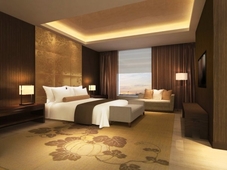 Holiday Inn Nantong Oasis Centre, an IHG Hotel