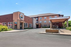 Best Western Plus Bathurst Hotel & Suites