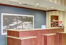 Hampton Inn & Suites Alexandria