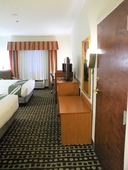 Quality Inn Fayetteville near Historic Downtown Square