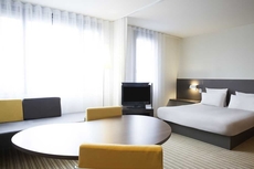 B&B HOTEL Velizy Est