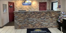 Days Inn by Wyndham Middleburg Heights