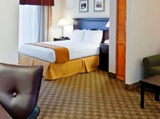 Holiday Inn Express & Suites Carneys Point - Pennsville