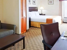 Holiday Inn Express & Suites Carneys Point - Pennsville