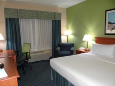 Holiday Inn Express Hotel & Suites Salisbury - Delmar, an IHG Hotel