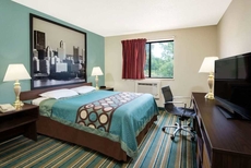 Super 8 by Wyndham Pittsburgh PA Airport/University Area