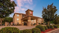 BEST WESTERN Plus Crown Colony Inn & Suites