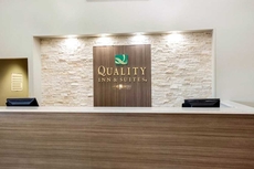 Quality Inn & Suites Arnold - St Louis