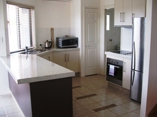 Koola Beach Apartments Bargara