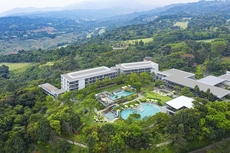 Royal Tulip Gunung Geulis Resort and Golf