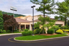 Courtyard by Marriott Mahwah