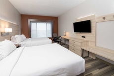 Holiday Inn Express Hotel & Suites Detroit - Utica, an IHG Hotel