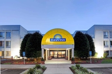 Days Inn by Wyndham Newport News/Oyster Point at City Center