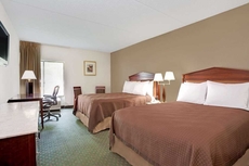 Days Inn by Wyndham Newport News/Oyster Point at City Center