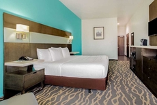 La Quinta Inn & Suites by Wyndham Northlake Fort Worth